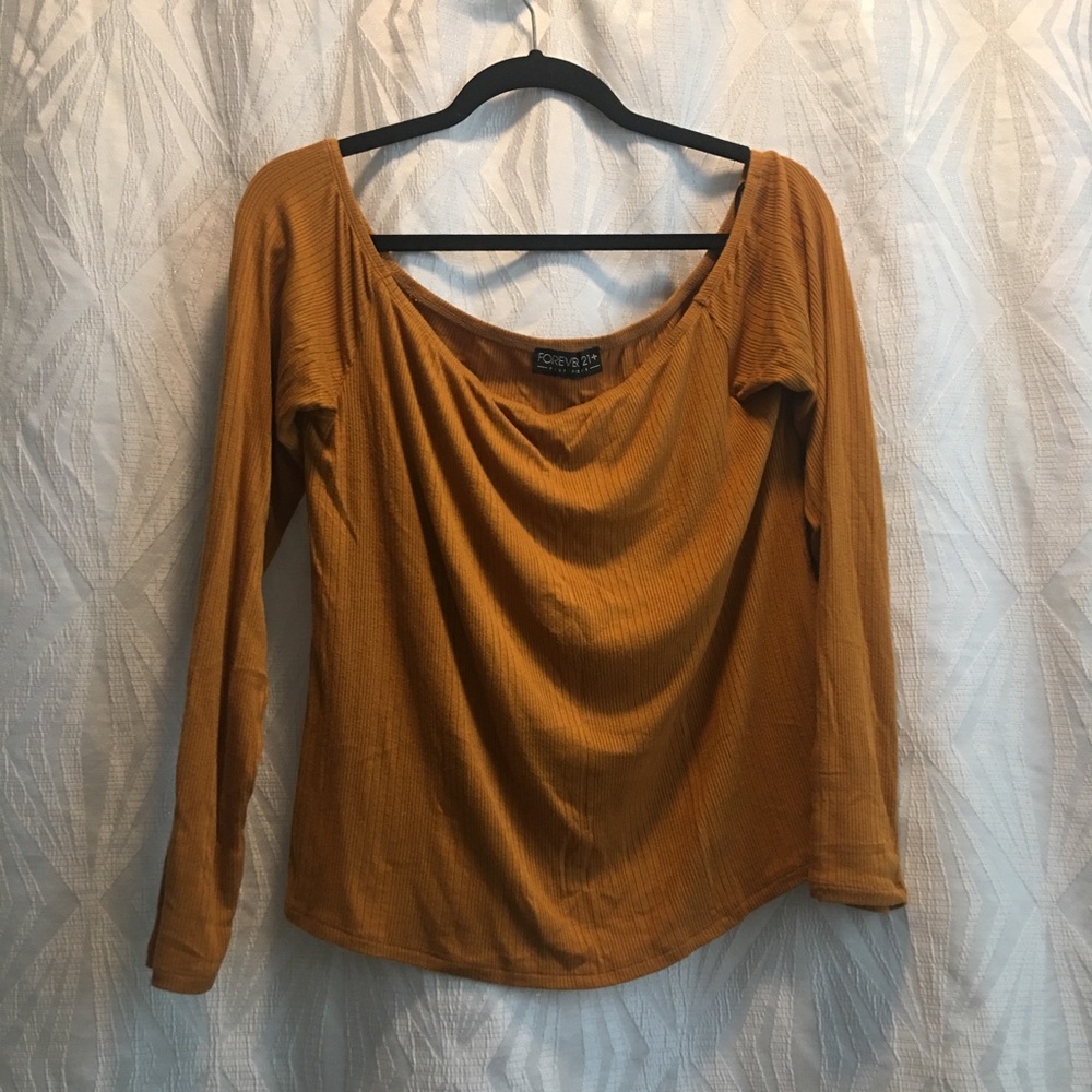 Off the shoulder mustard  top❤️